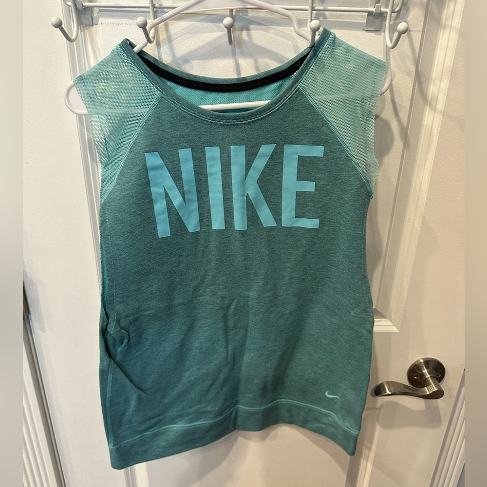 *NEW*Sz M* Nike Tank